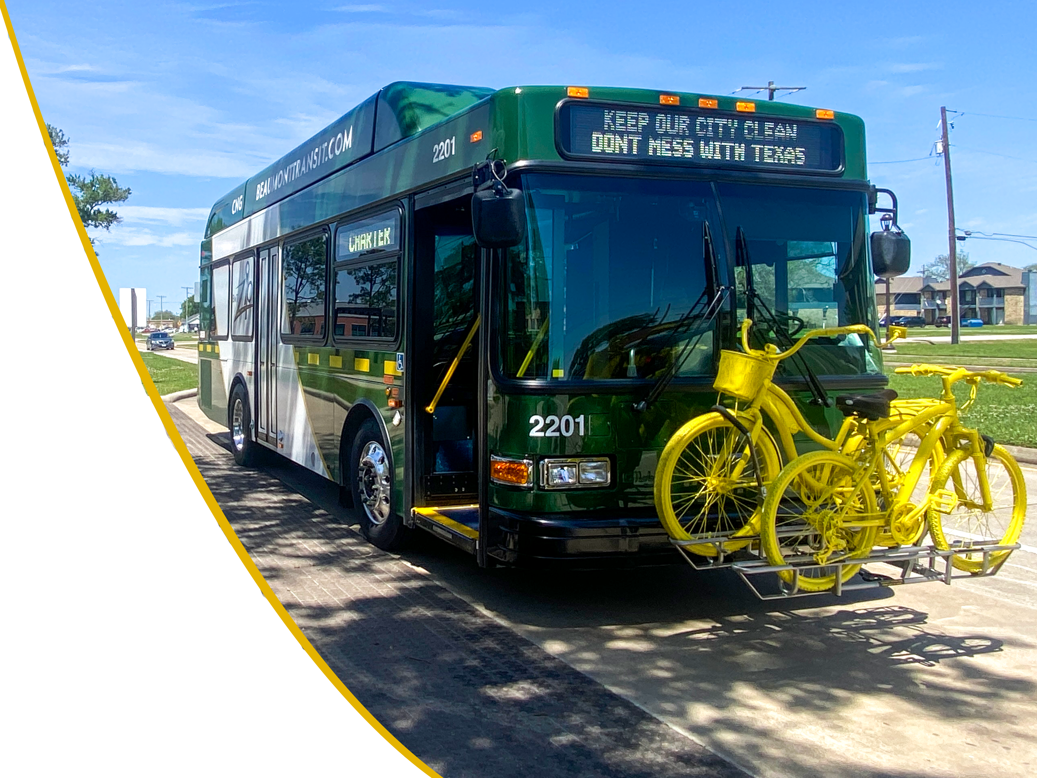 Bus with Bikes Curved mask on Left Bus with Bikes Curved mask on Left